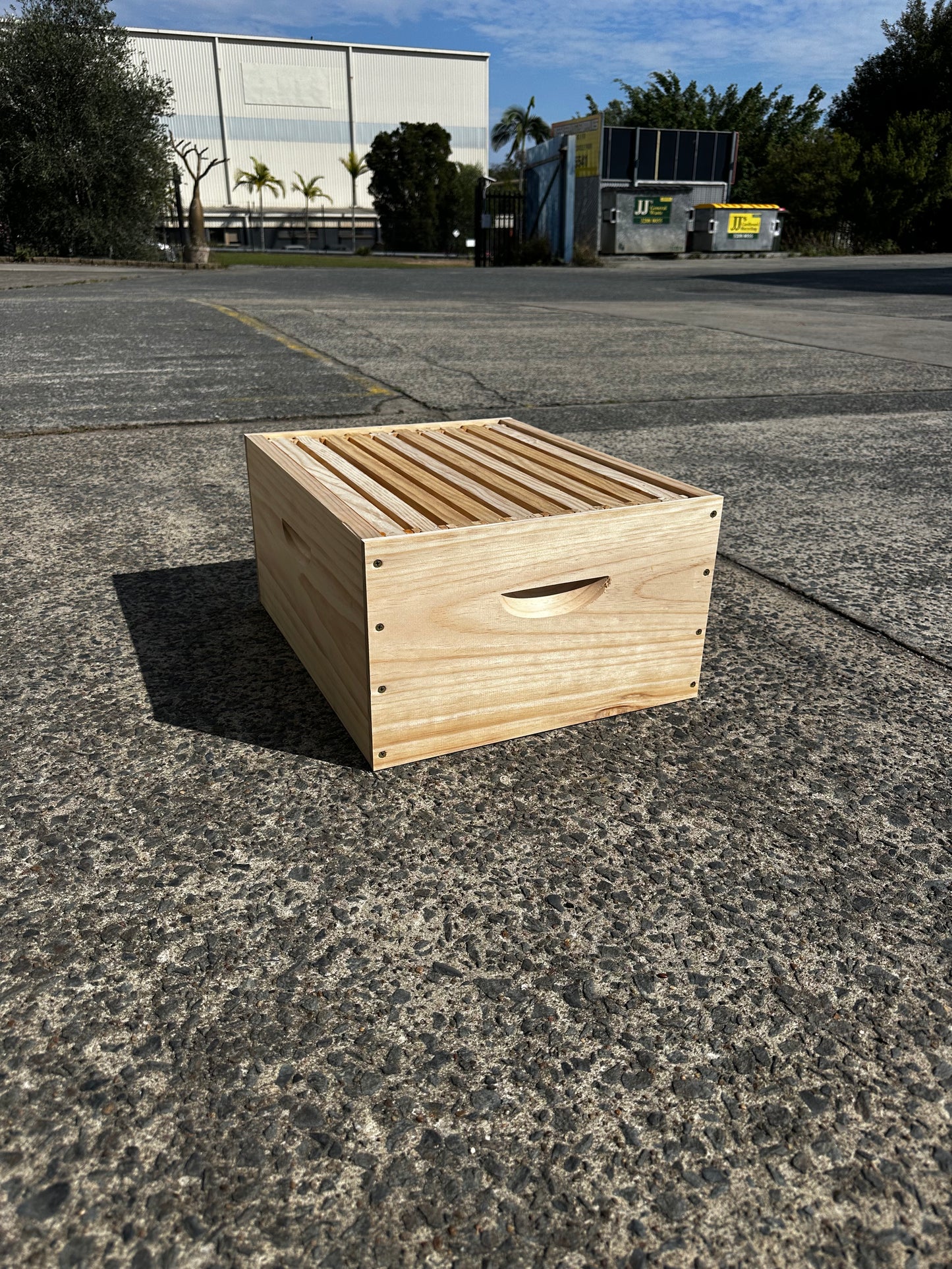 10 Frame Assembled Timber Super with Frames