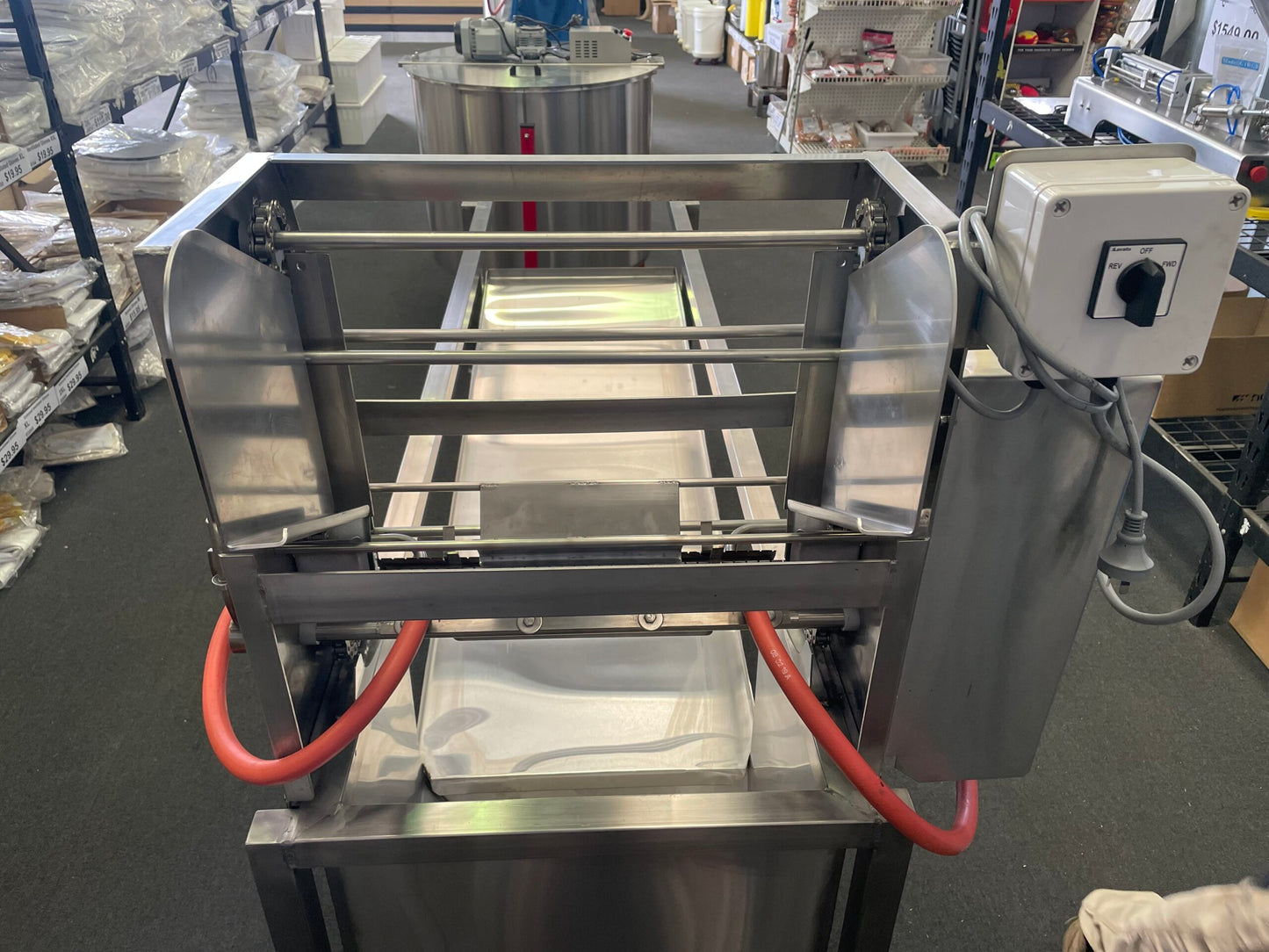 Automatic Uncapping Machine with Hopper