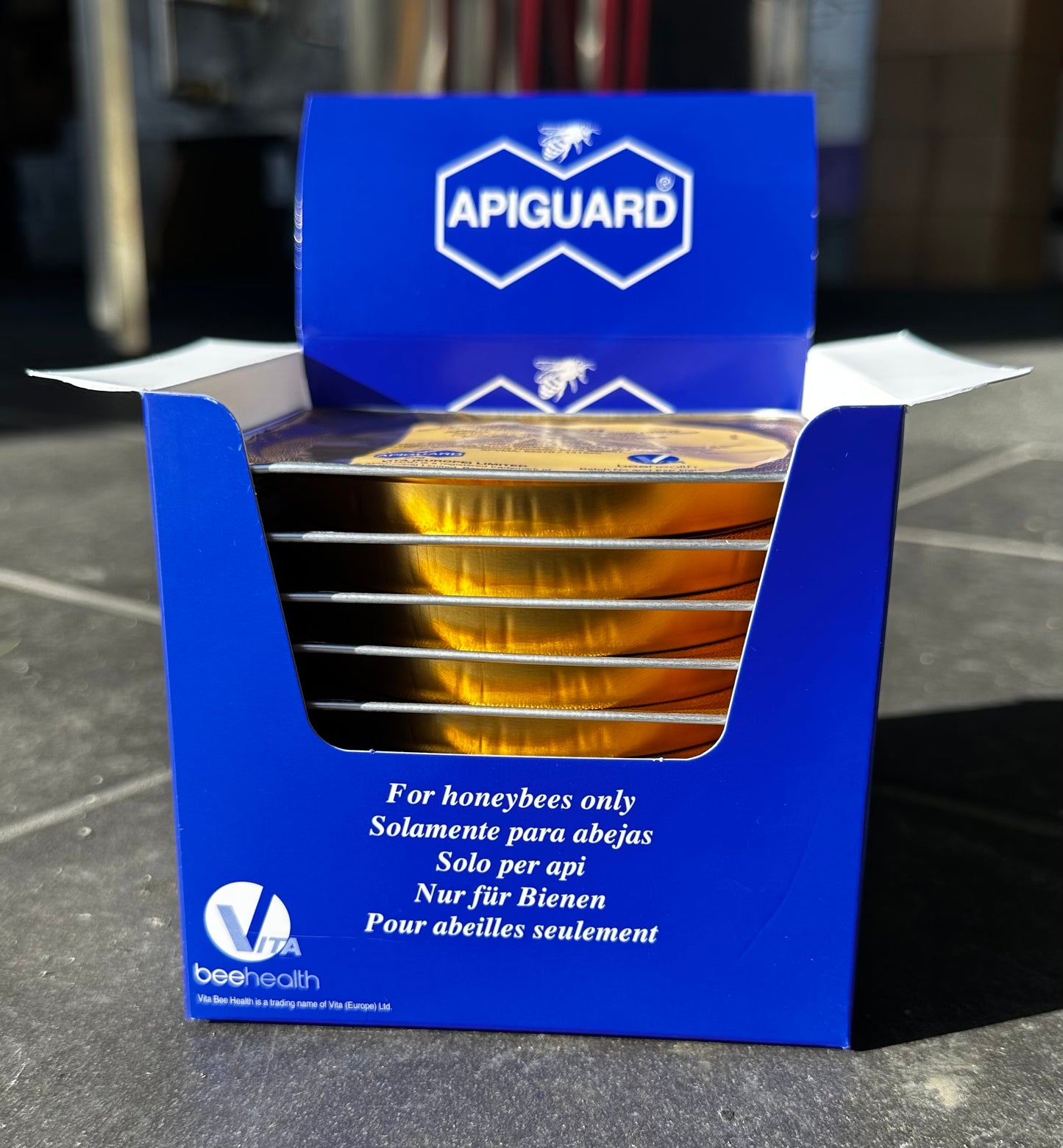 Apiguard 10x50g trays (5 treatments)