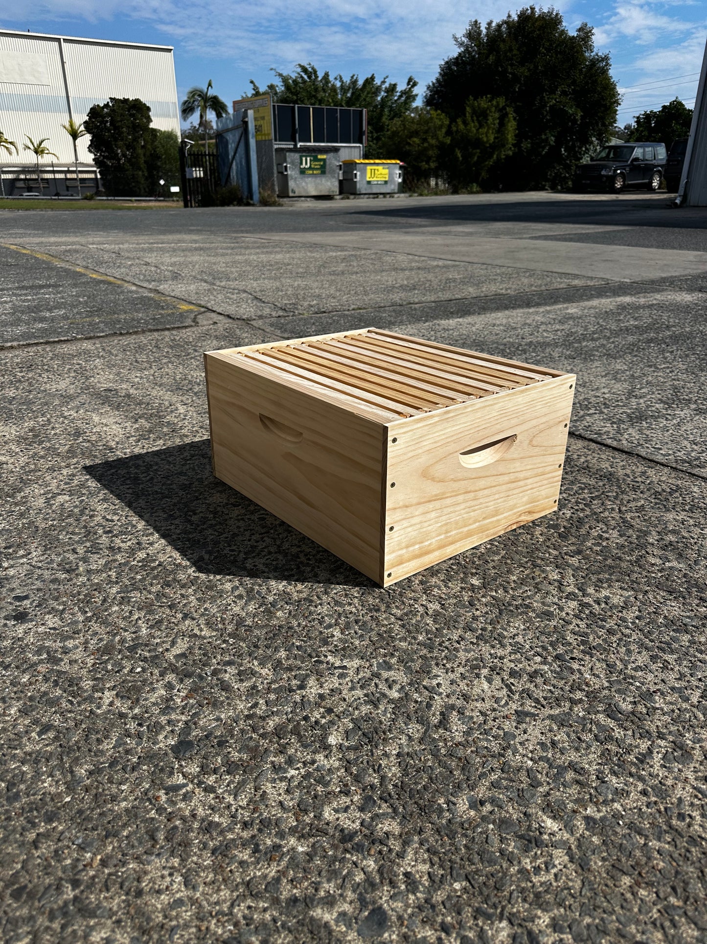 10 Frame Assembled Timber Super with Frames