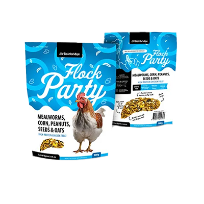 Flock Party Mealworm, Corn, Peanuts, Oats & Seed Chicken Treat 900g