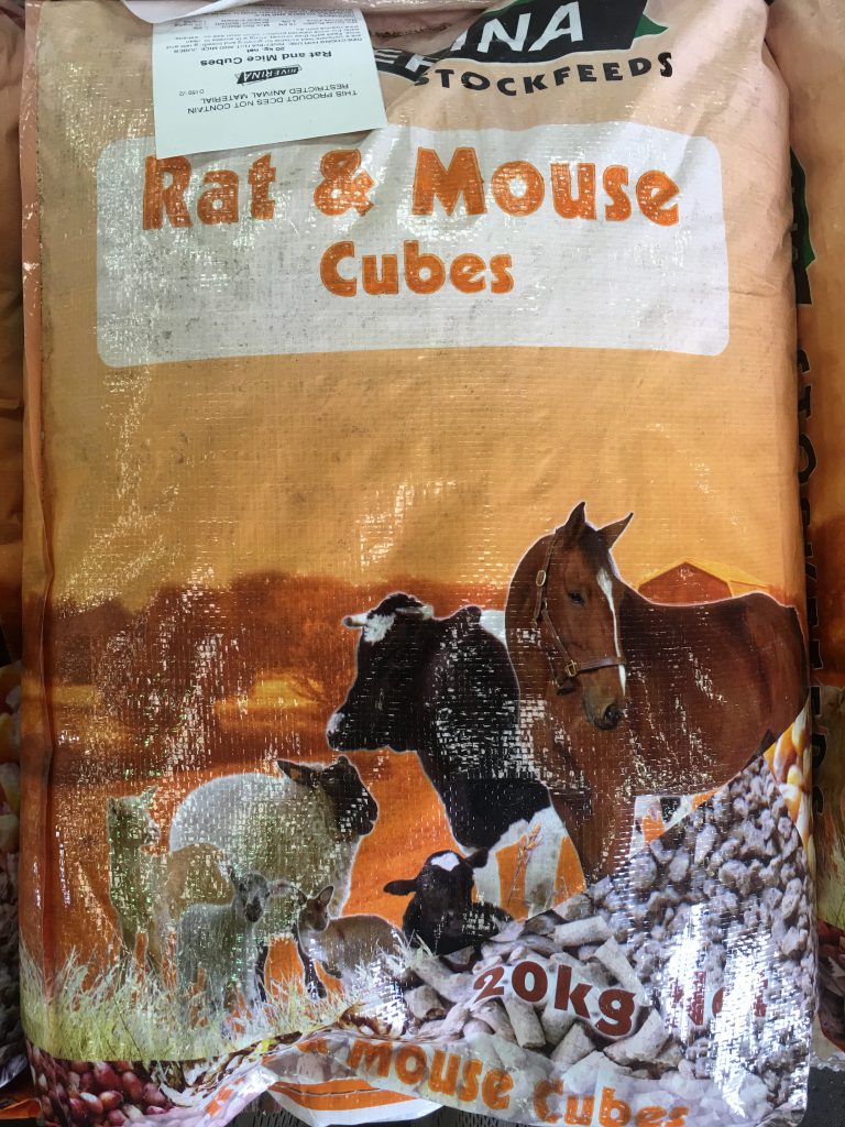 Riverina Rat &amp; Mice Cube 20kg - Beekeeping Supplies 