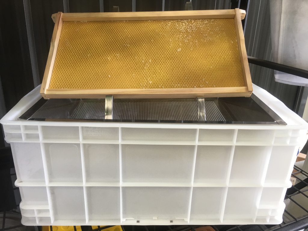 Beekeeping equipment australia 